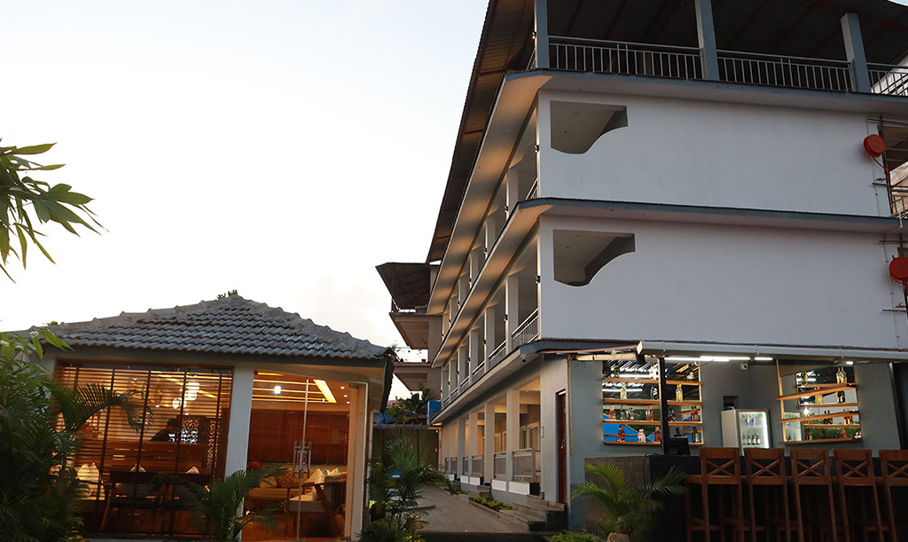 beach resort in Goa sunset over the ocean